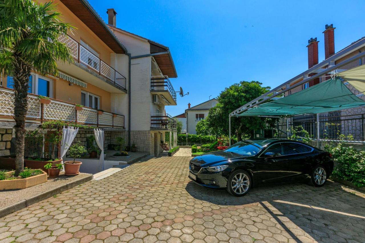 Apartments Kira Цриквениця Екстер'єр фото